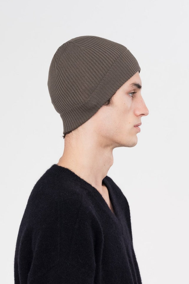 Dust Ribbed Beanie